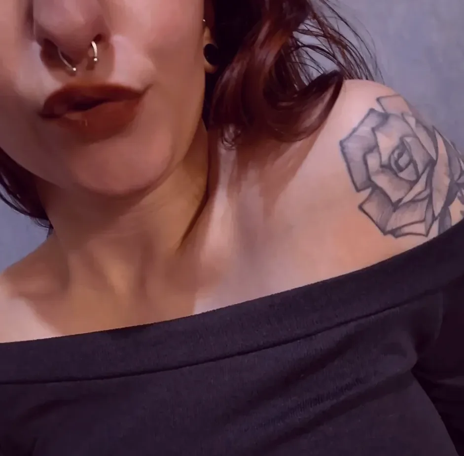 Antonia, 34