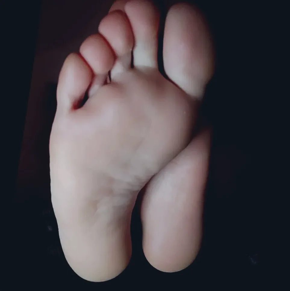Mirela, 36