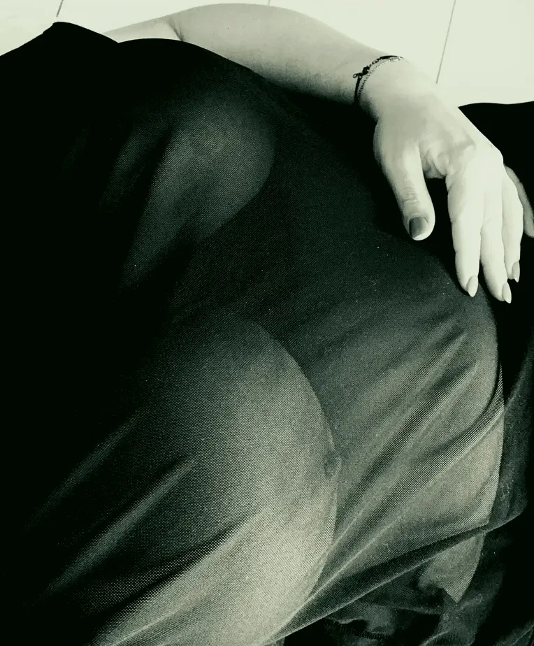 Valerie, 36